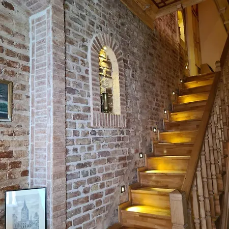 Antique Pearl İstanbul